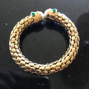 Women Bracelet. Looks gold, but NOT gold.